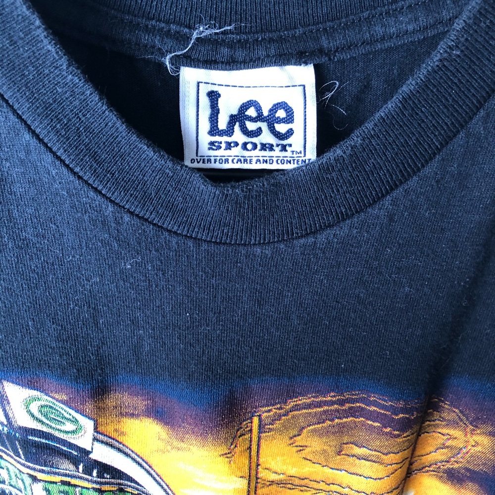 ‘00 packers graphic tee - Picture 2 of 2